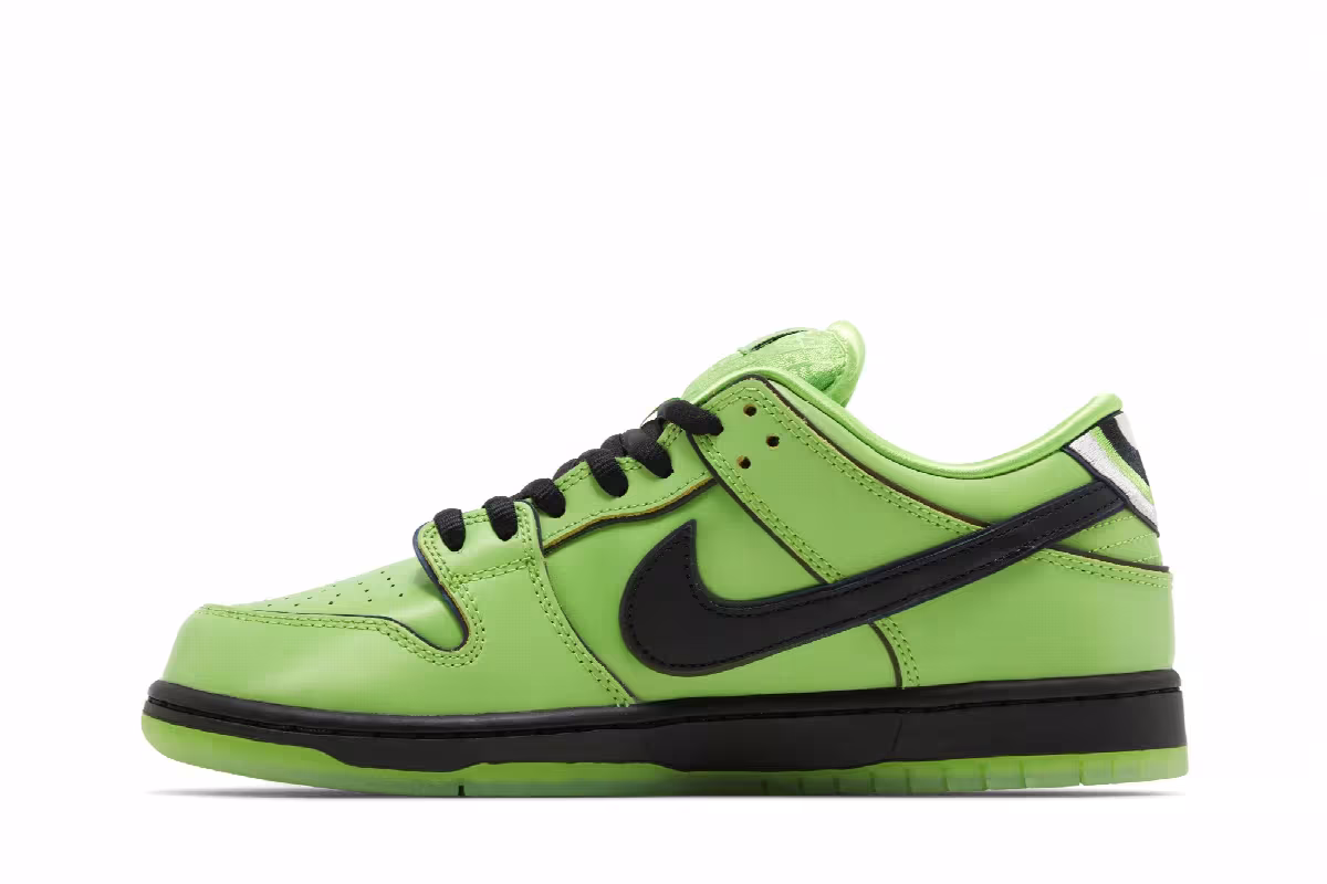 The Powerpuff Girls x Nike Dunk Low Pro SB QS Buttercup, view 4