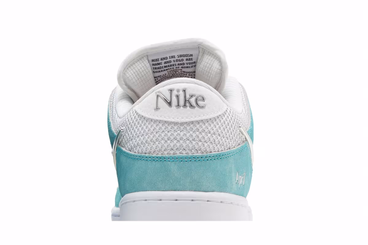 April Skateboards x Nike Dunk Low SB Turbo Green, view 8