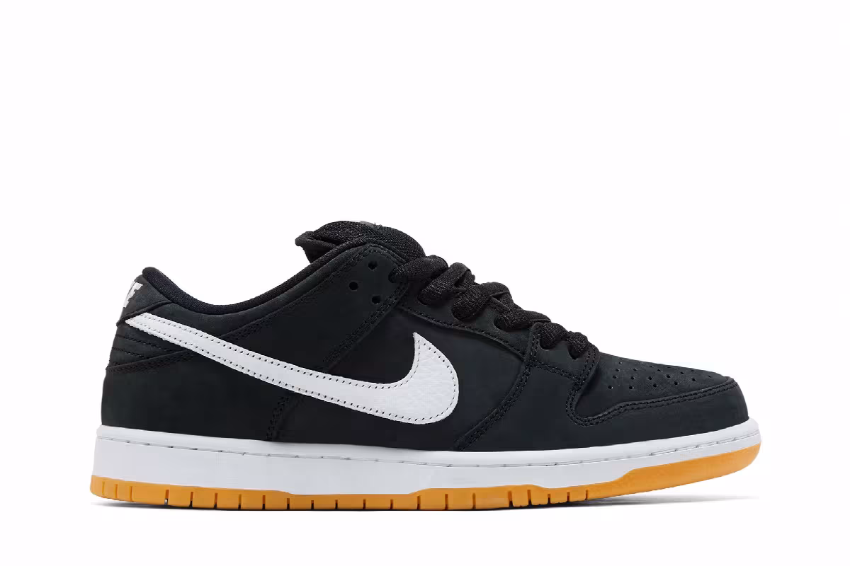 Nike Dunk Low SB Black Gum, view 2