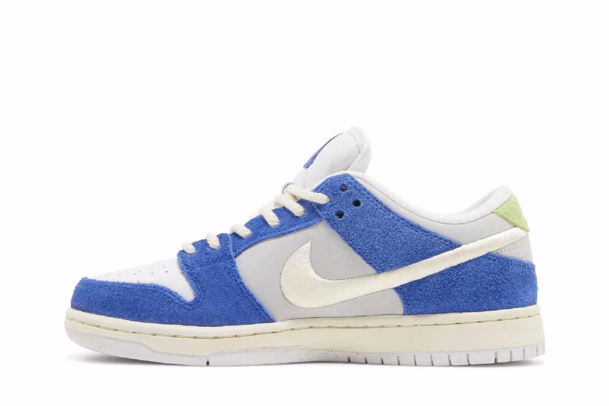 Fly Streetwear x Nike Dunk Low Pro SB Gardenia, view 4