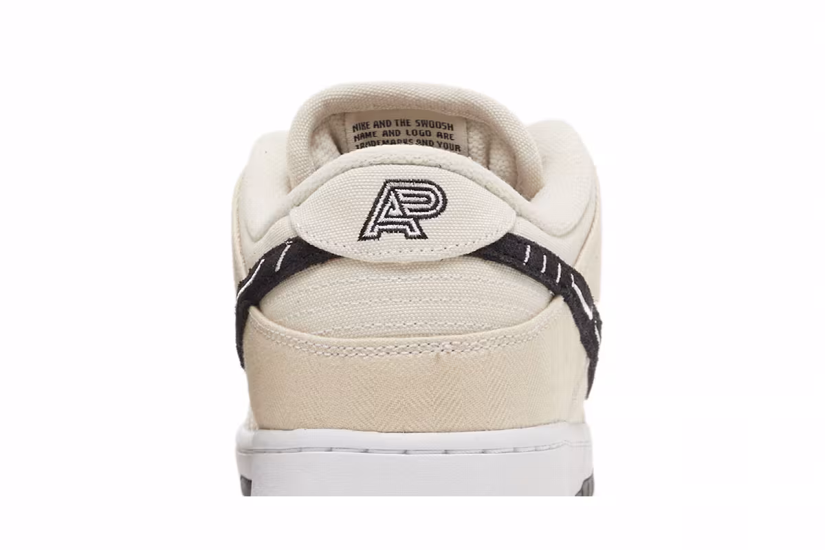 Albino & Preto x Nike Dunk Low SB Jiu-Jitsu, view 8