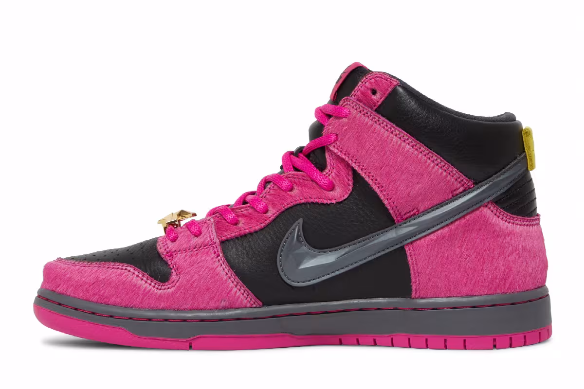 Run The Jewels x Nike Dunk High SB 4/20, view 4