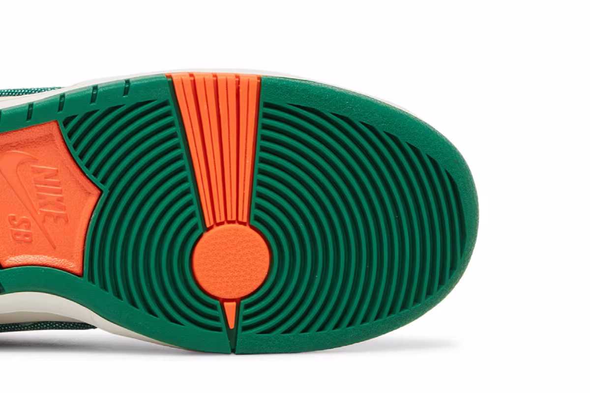 Jarritos x Nike Dunk Low SB Special Box, view 6