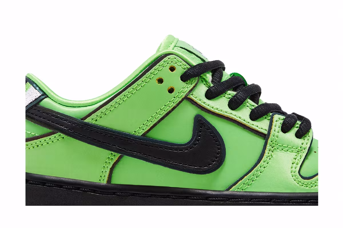 The Powerpuff Girls x Nike Dunk Low Pro SB QS PS Buttercup, view 3