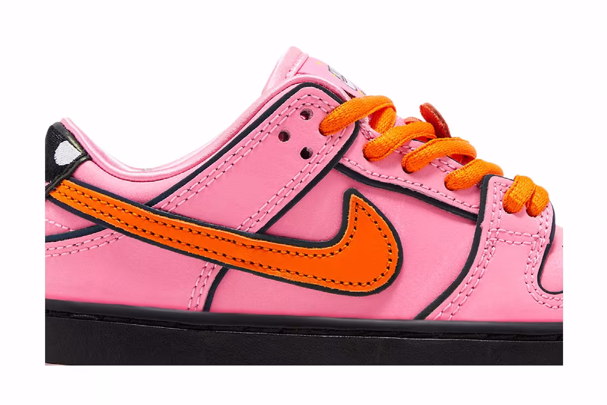 The Powerpuff Girls x Nike Dunk Low Pro SB QS PS Blossom, view 3