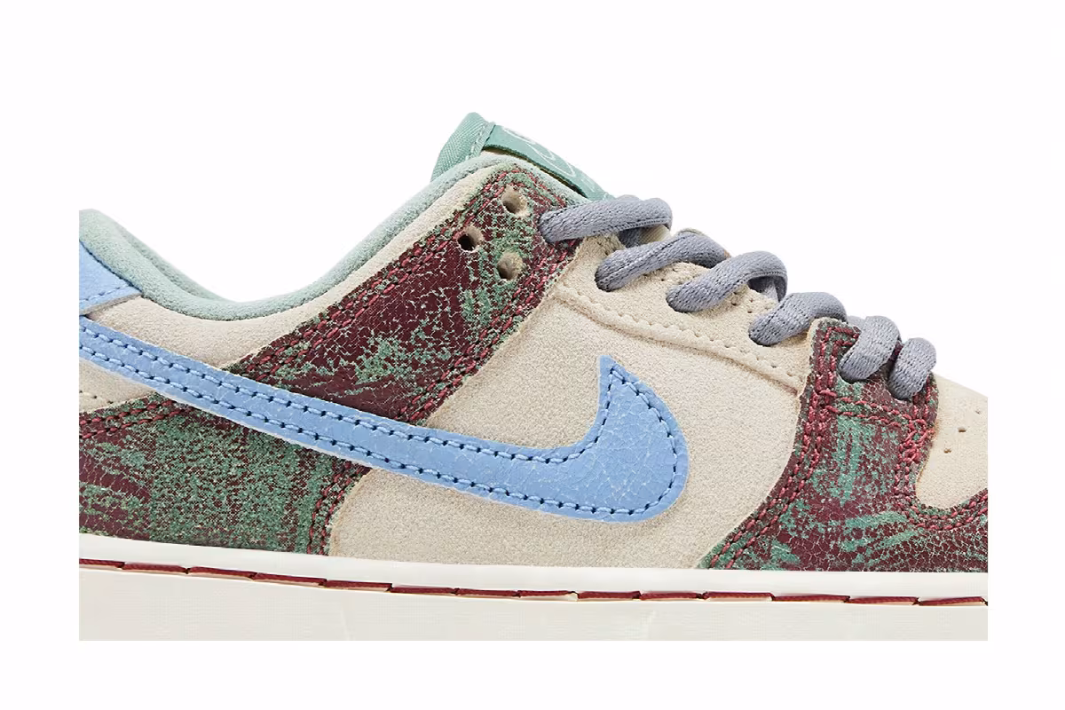 Crenshaw Skate Club x Nike Dunk Low SB PS, view 3