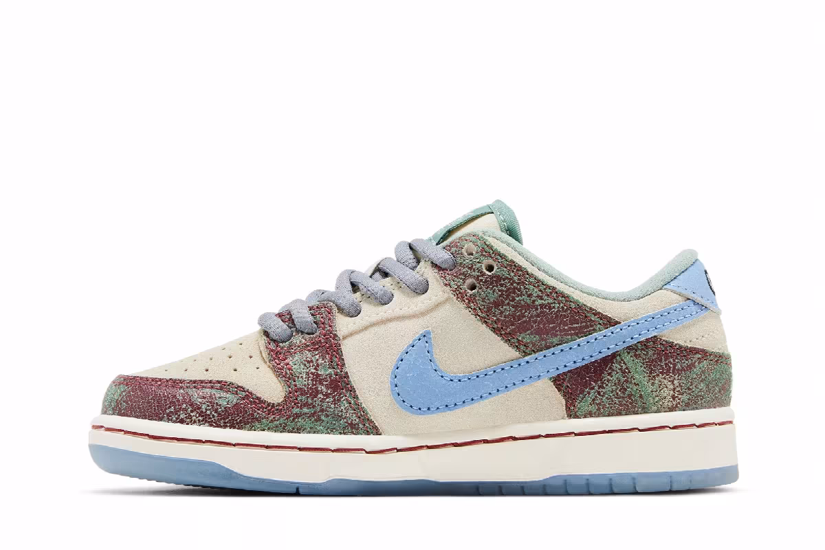 Crenshaw Skate Club x Nike Dunk Low SB PS, view 4