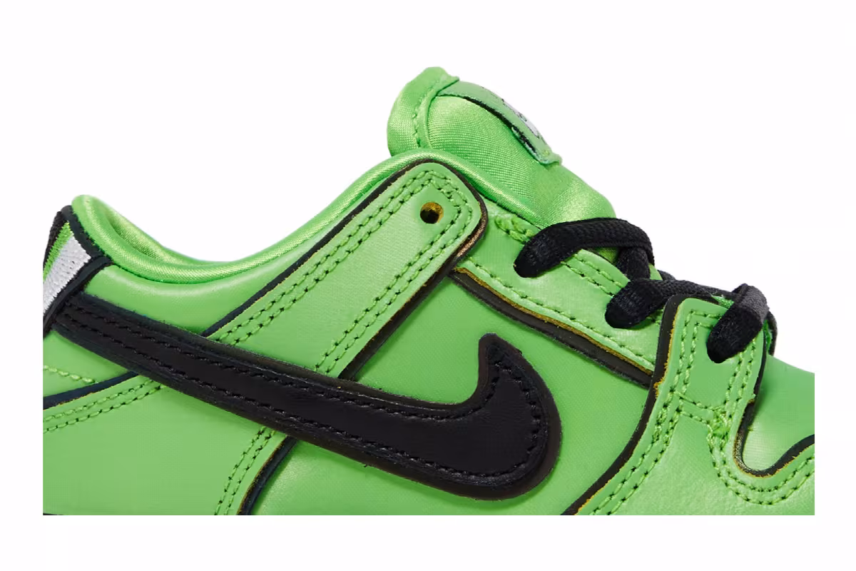 The Powerpuff Girls x Nike Dunk Low Pro SB QS TD Buttercup, view 3