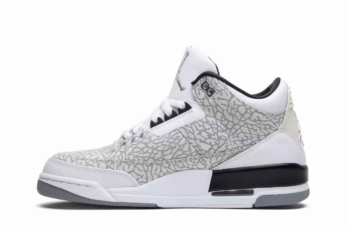 Air Jordan 3 Flip, view 4