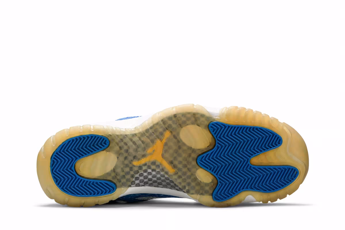 Air Jordan 11 Low IE Argon Blue, view 5