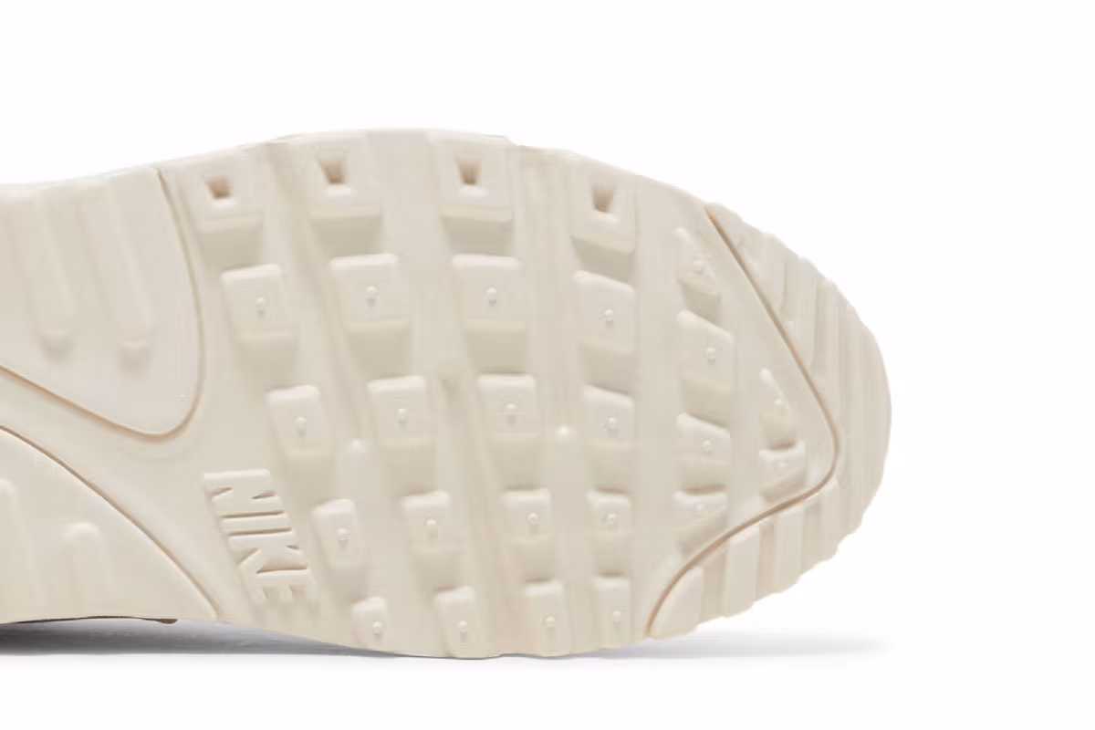 Nike Women's Air Max 90 Sail Pink Oxford, view 6