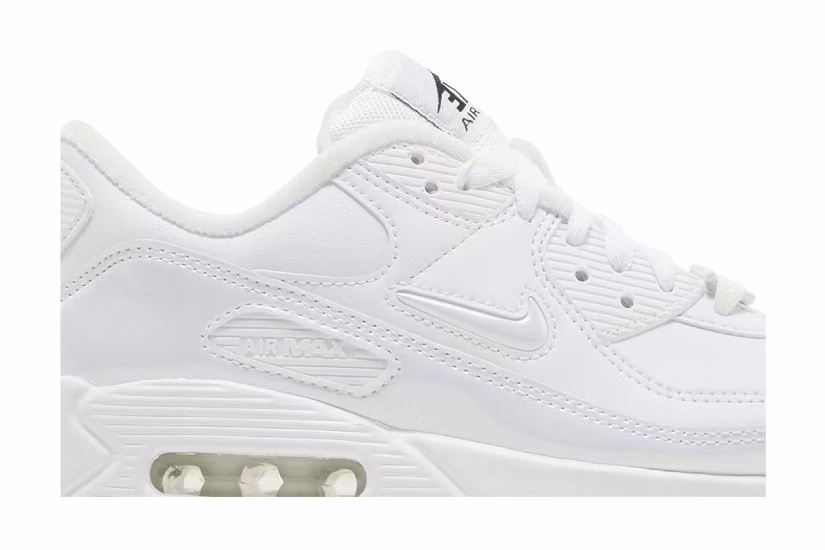 Nike Women's Air Max 90 SE Dance - White Iridescent, view 3