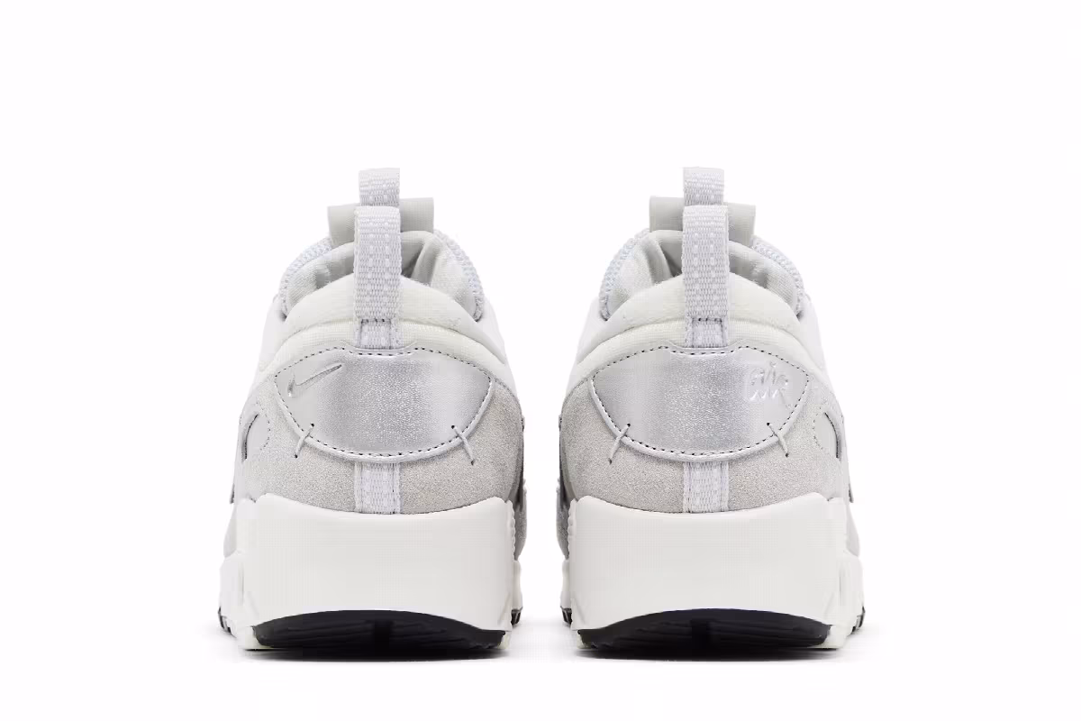 Nike Women's Air Max 90 Futura Pure Platinum Metallic Silver, view 7