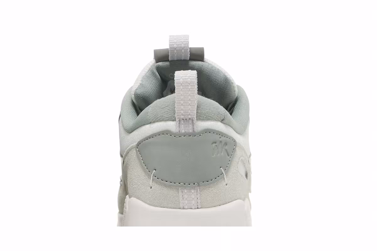 Nike Women's Air Max 90 Mint Green, view 8