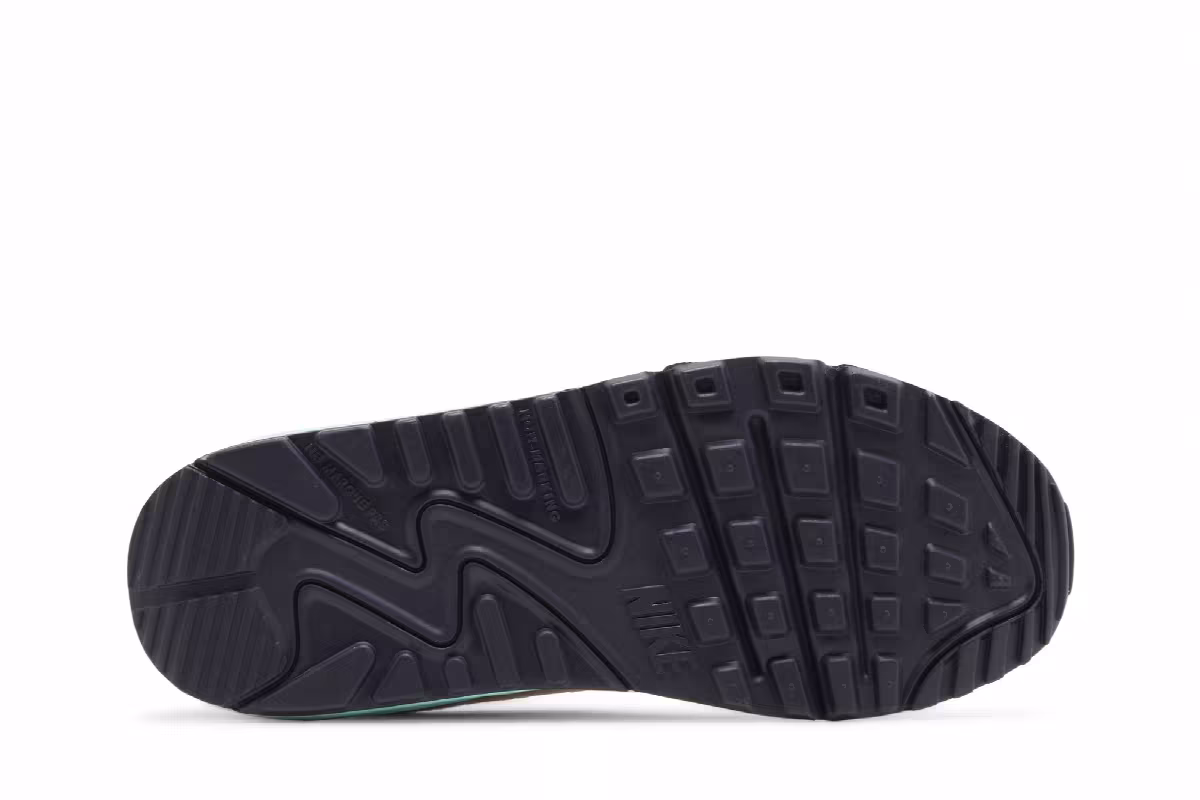 Nike Air Max 90 Leather SE GS Patches, view 5