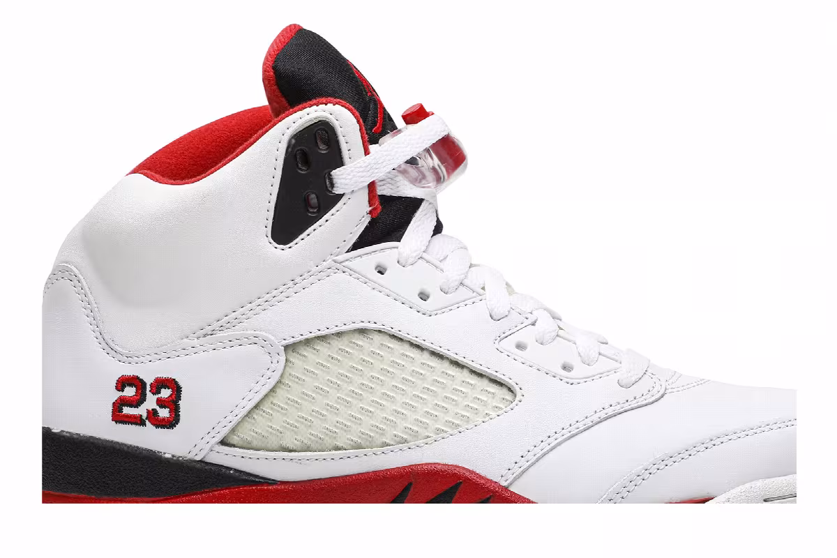 Air Jordan 5 Fire Red 2006, view 3