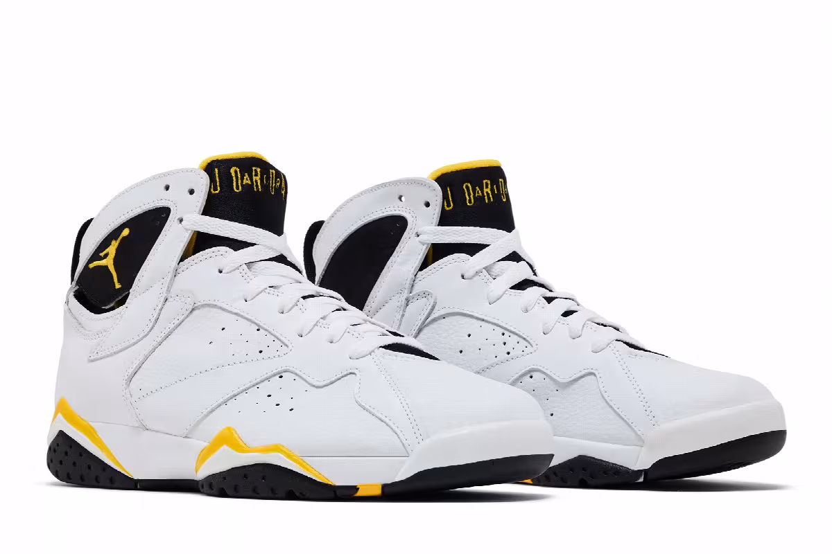 Women's Air Jordan 7 White Varsity Maize, view 9