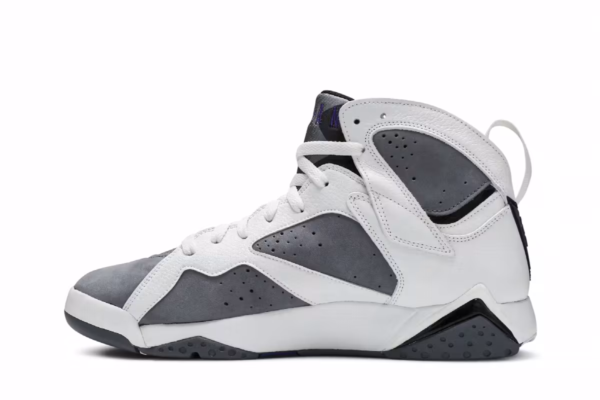 Air Jordan 7 Flint, view 4