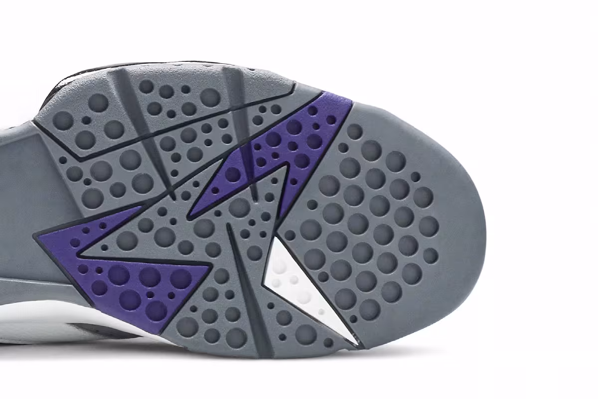 Air Jordan 7 Flint, view 6