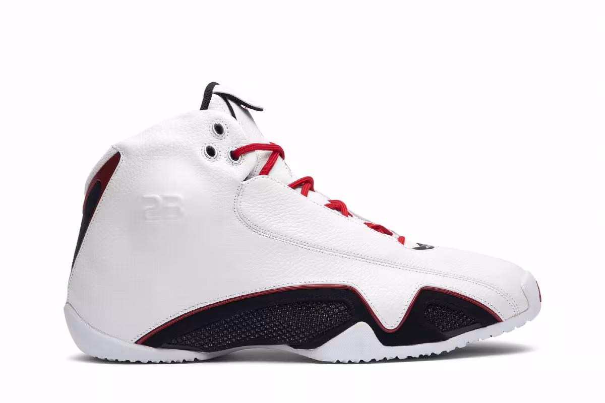 Air Jordan 21 OG White Varsity Red, view 2