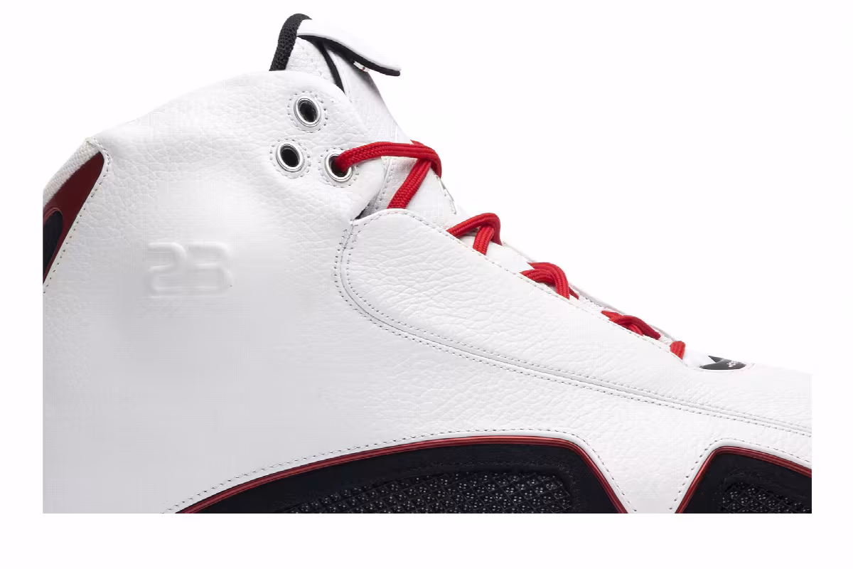 Air Jordan 21 OG White Varsity Red, view 3