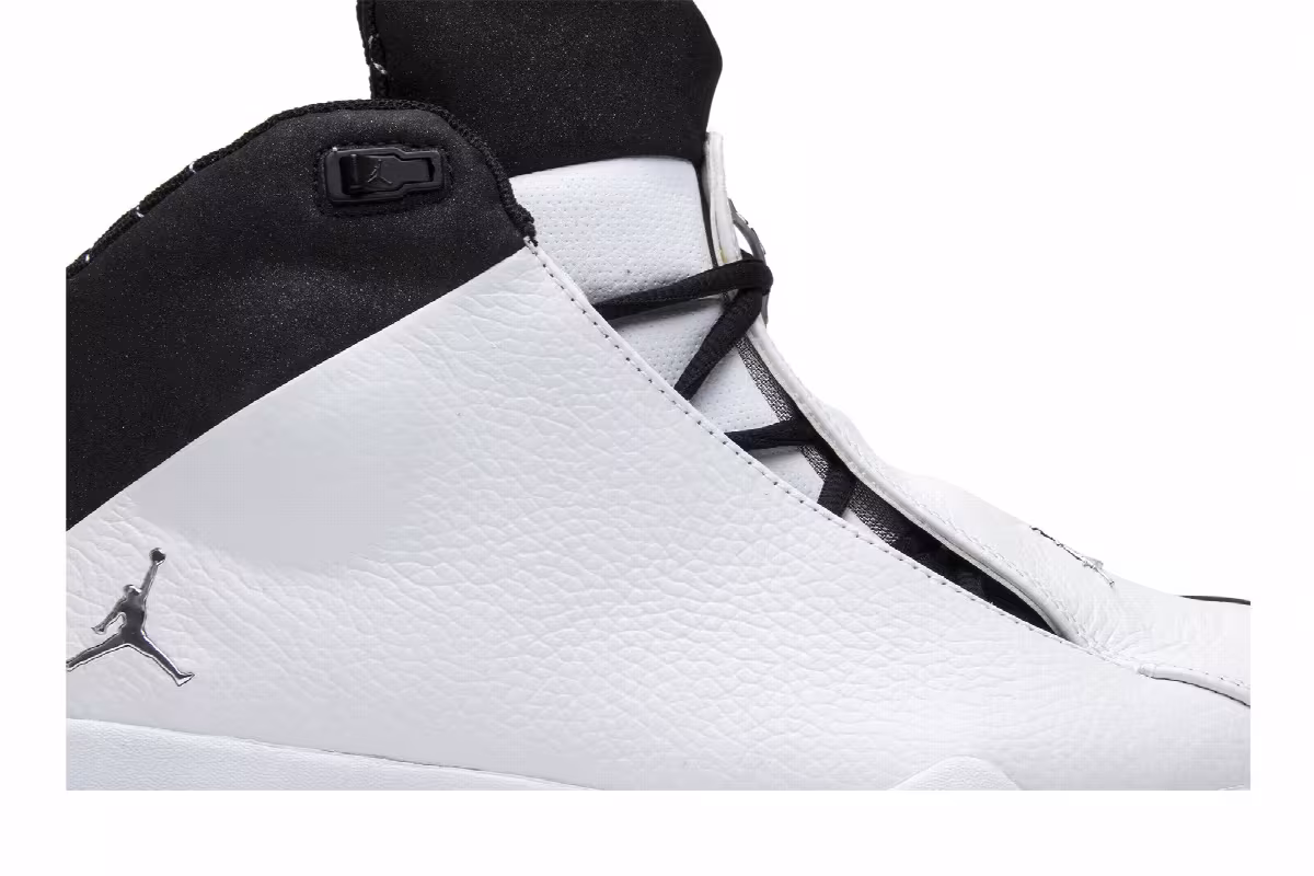 Air Jordan 21 OG Black White, view 3