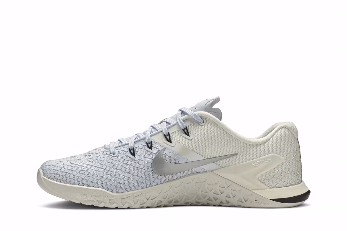 Nike Women's Metcon 4 XD MTLC Half Blue, view 4