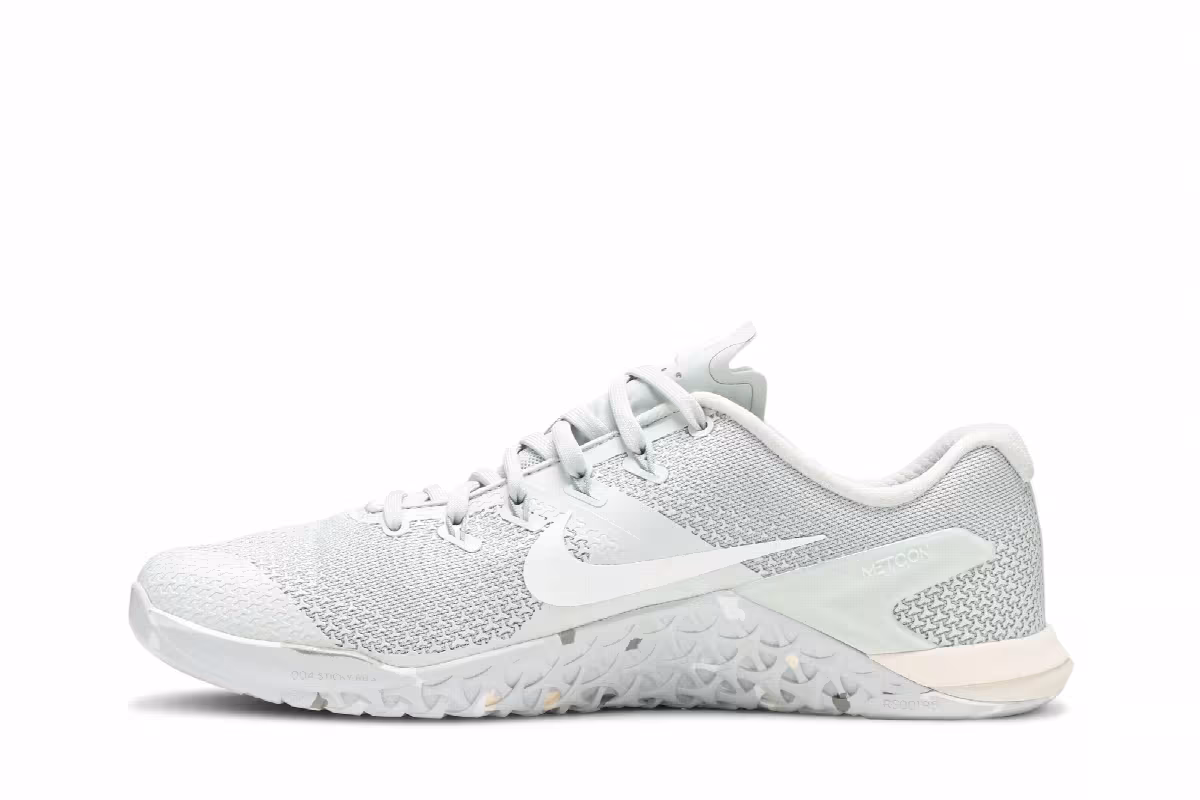 Nike Women's Metcon 4 Silver Guava, view 4