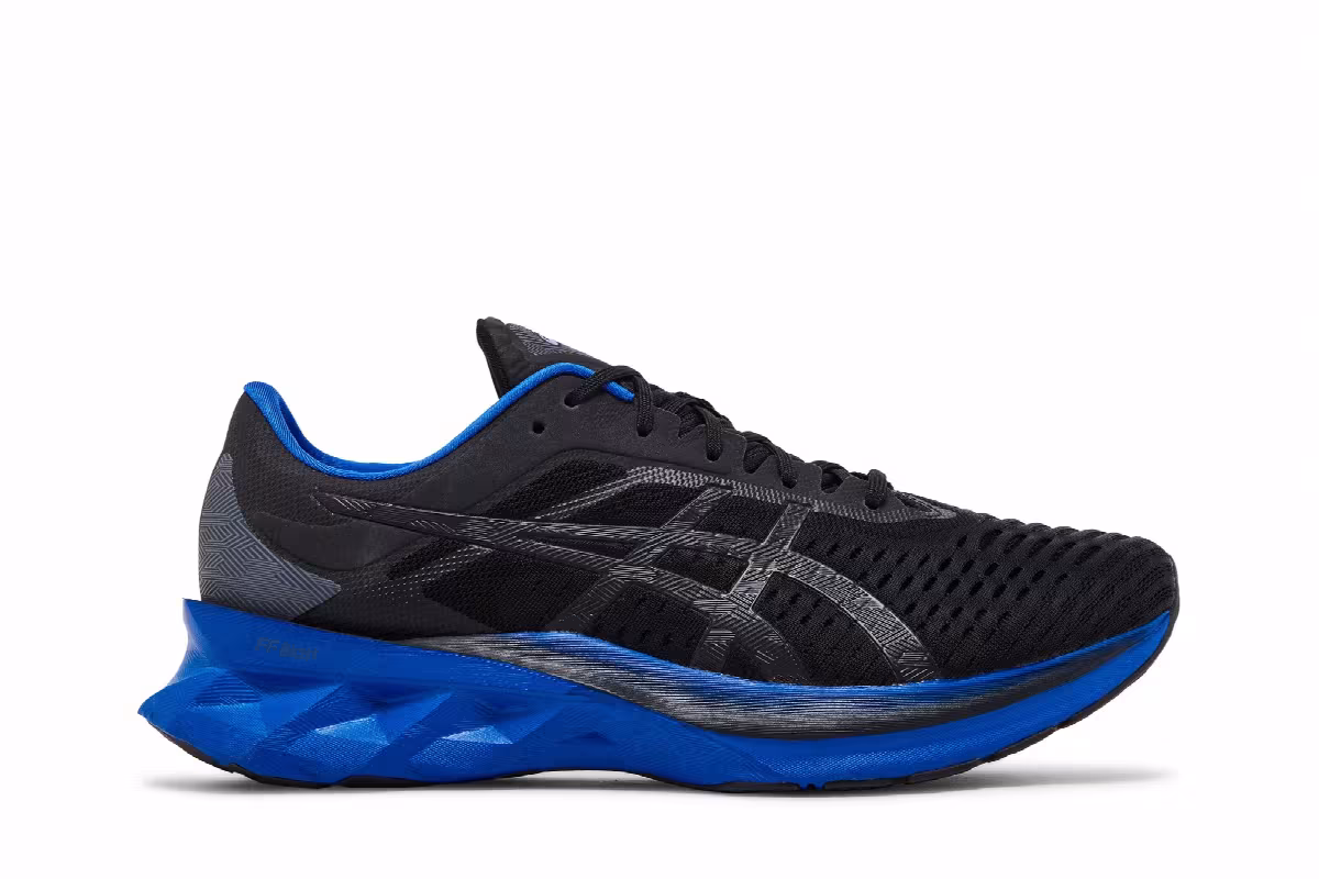 Asics Novablast Black Blue, view 2