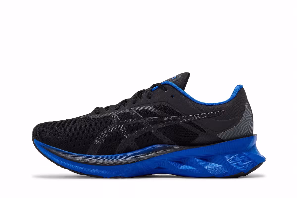 Asics Novablast Black Blue, view 4