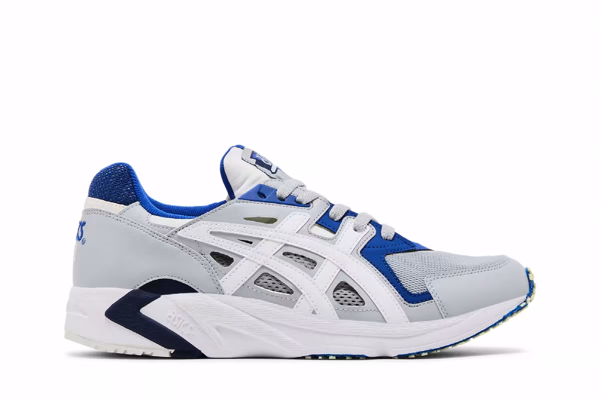 ASICS Gel DS Trainer OG Glacier Grey, view 2