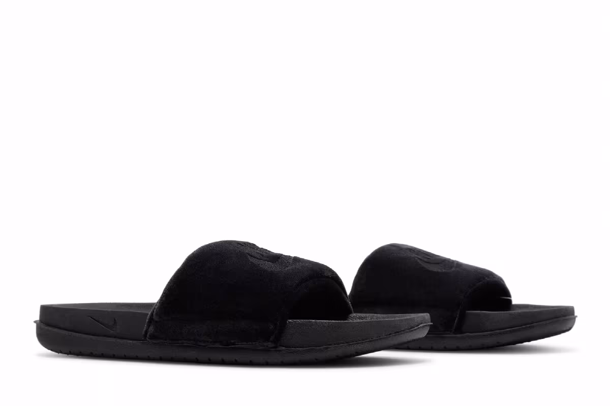 Nike Women's Offcourt Slide SE Triple Black, view 9
