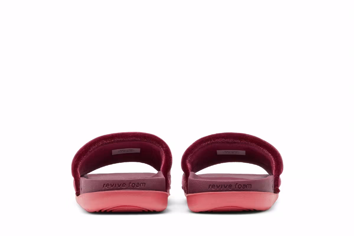 Nike Women's Offcourt Slide SE Dark Beetroot, view 7