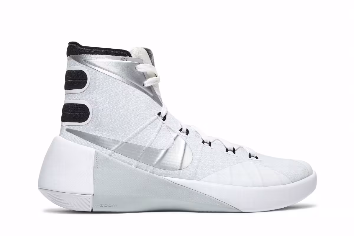 Nike Hyperdunk 2015 Team, view 2