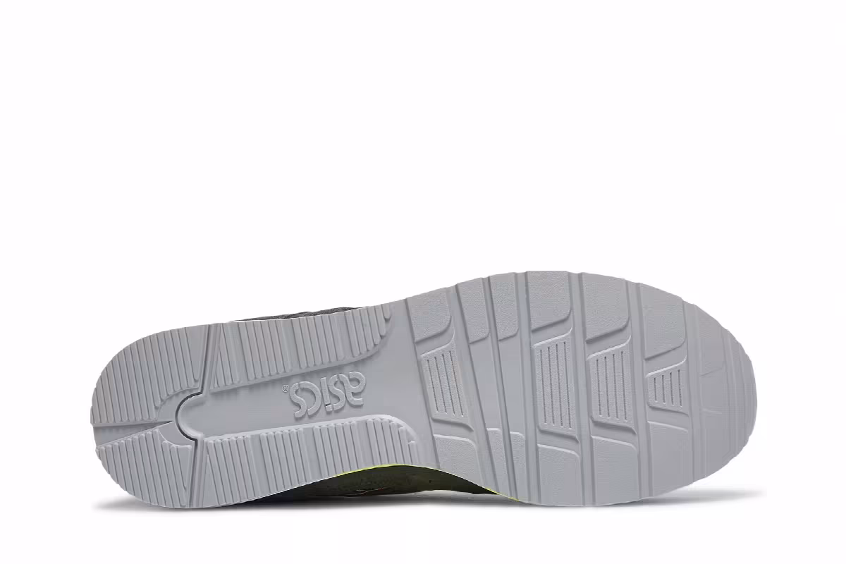 ASICS Gel Lyte Graphite Grey Laser Pink, view 5