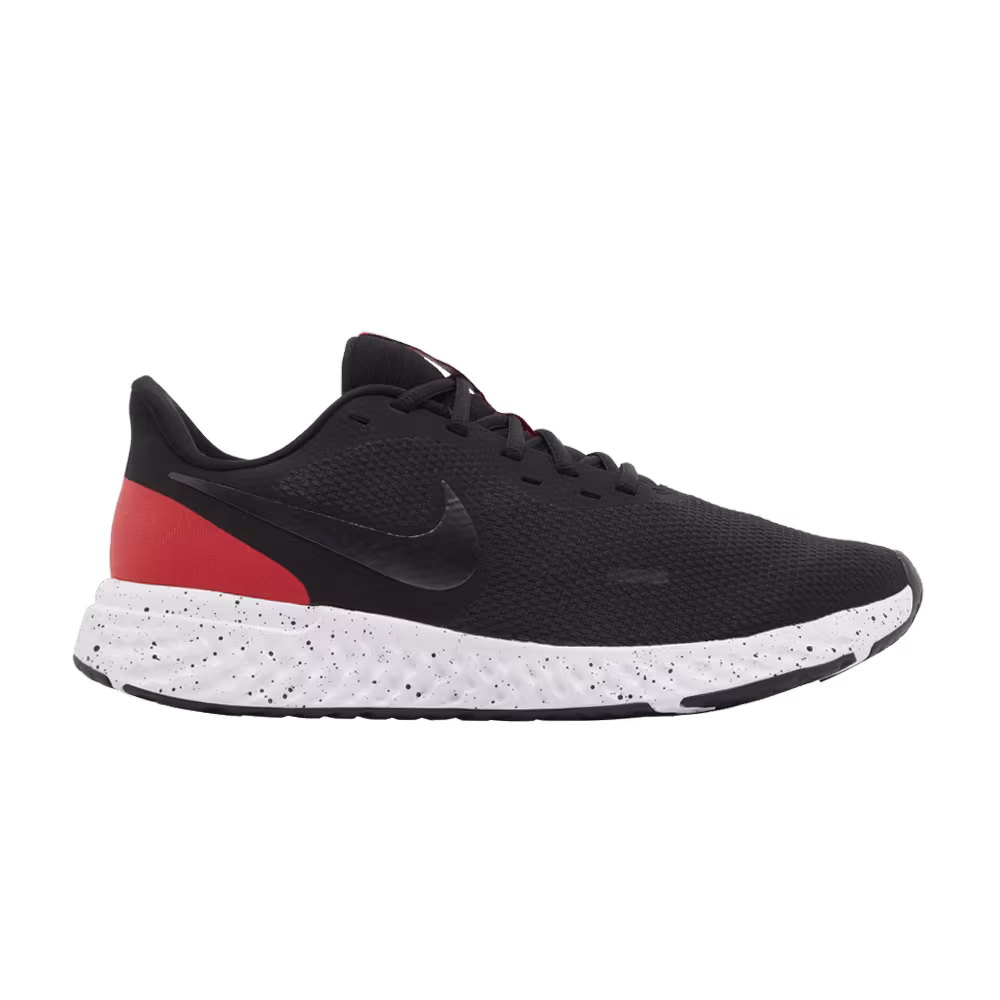 Nike Revolution 5 Extra Wide Bred