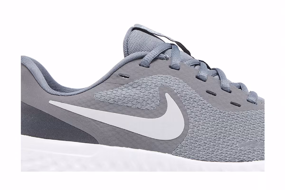 Nike Revolution 5 GS Cool Grey, view 3