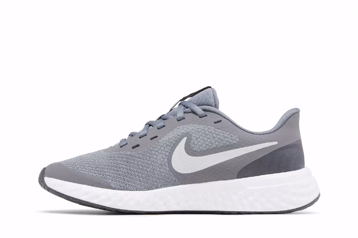 Nike Revolution 5 GS Cool Grey, view 4