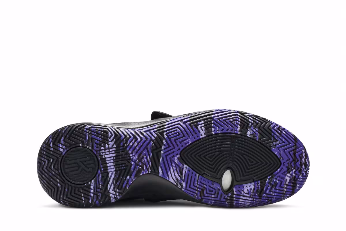 Nike Kyrie Flytrap 3 Black Court Purple, view 5