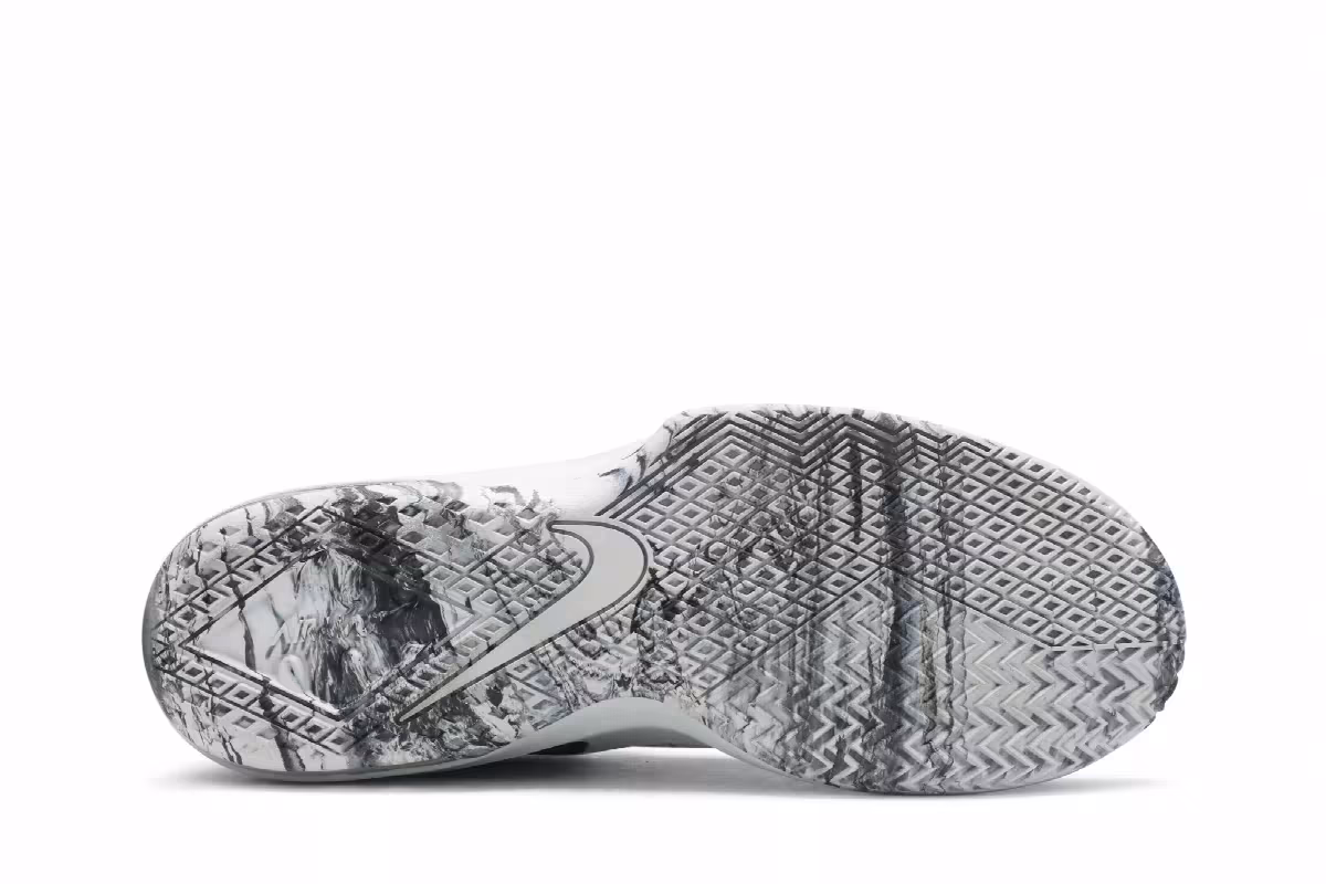 Nike Air Max Infuriate 2 Mid Wolf Grey, view 5