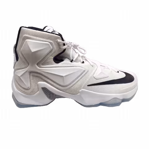 Nike LeBron 13 PE 'Akron Zips Home' Sample