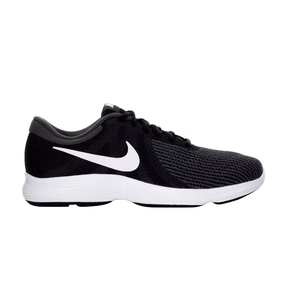 Nike Revolution 4 Black