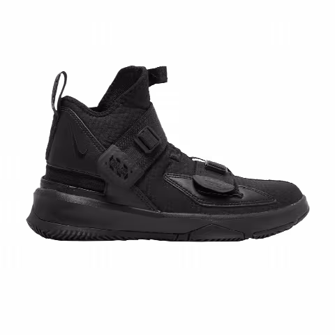 Nike LeBron Soldier 13 Flyease GS 'Triple Black'