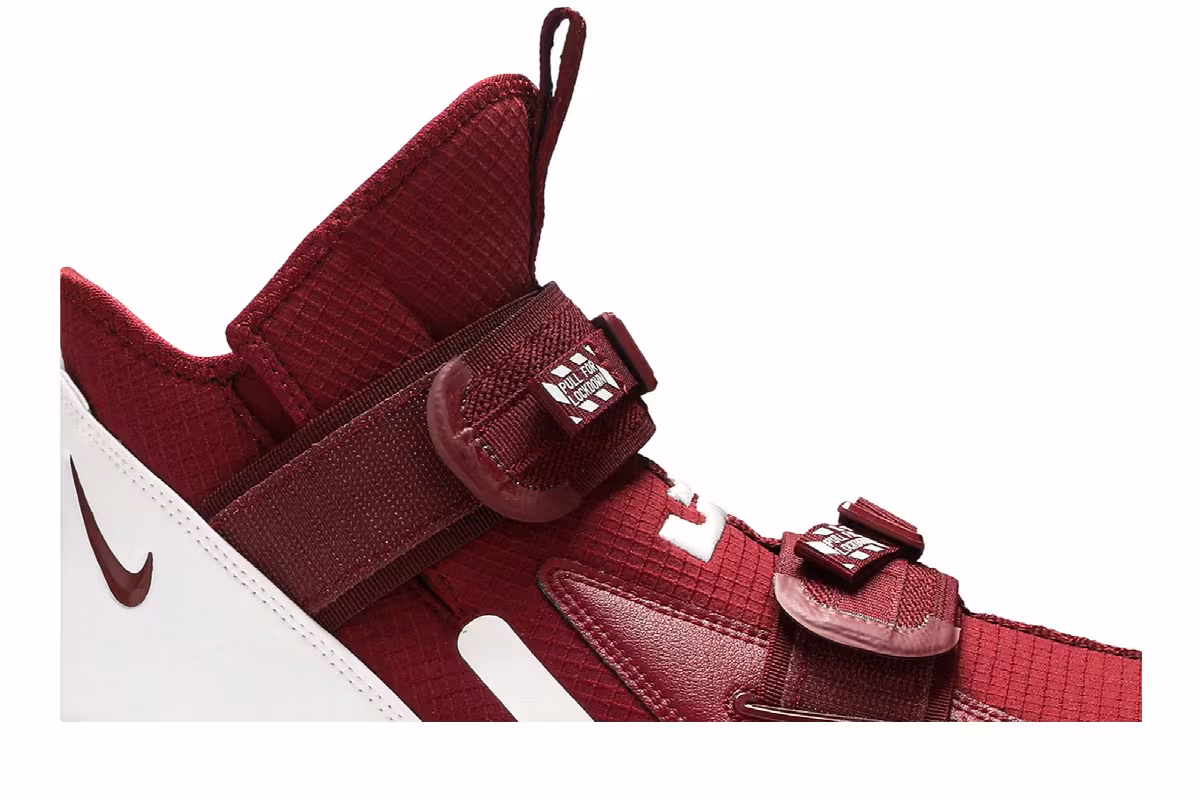 Nike LeBron Soldier 13 TB Team Red, view 3
