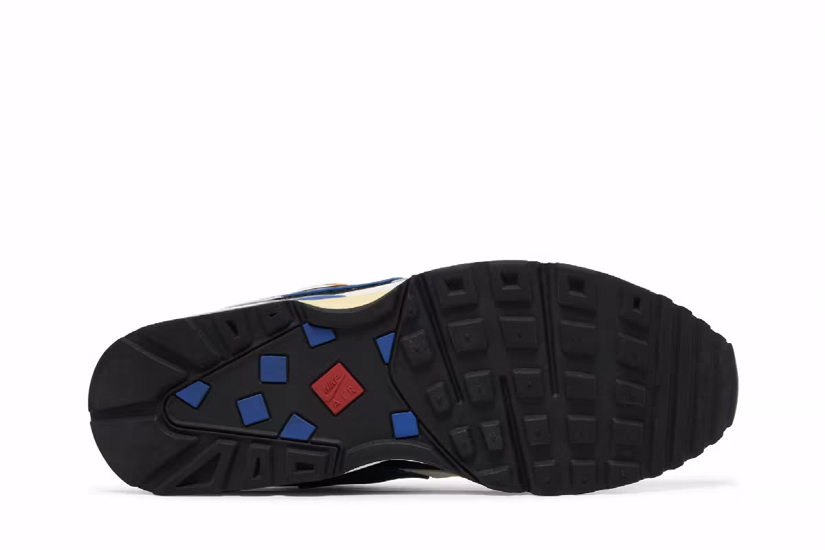 Nike Air Classic BW Premium Newark Eagles, view 5