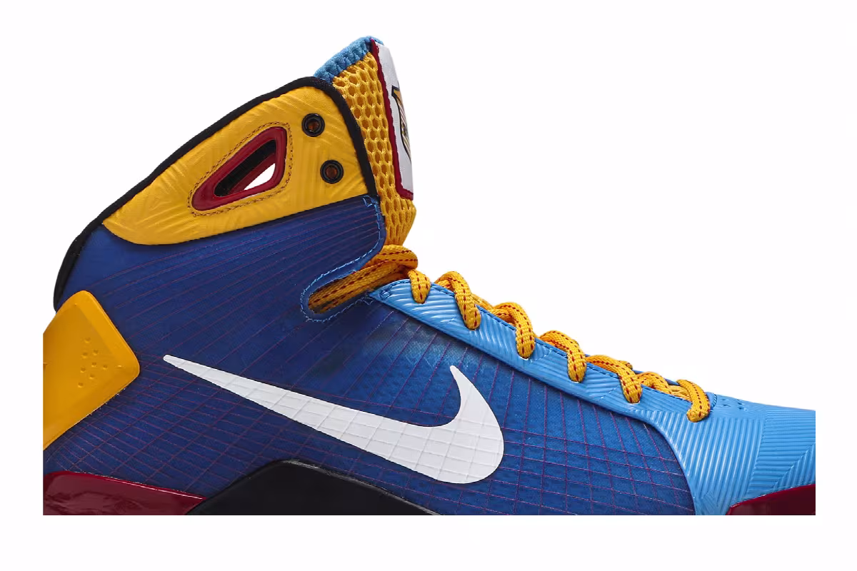 Nike Hyperdunk Supreme Kobe Barcelona Ronaldinho, view 3