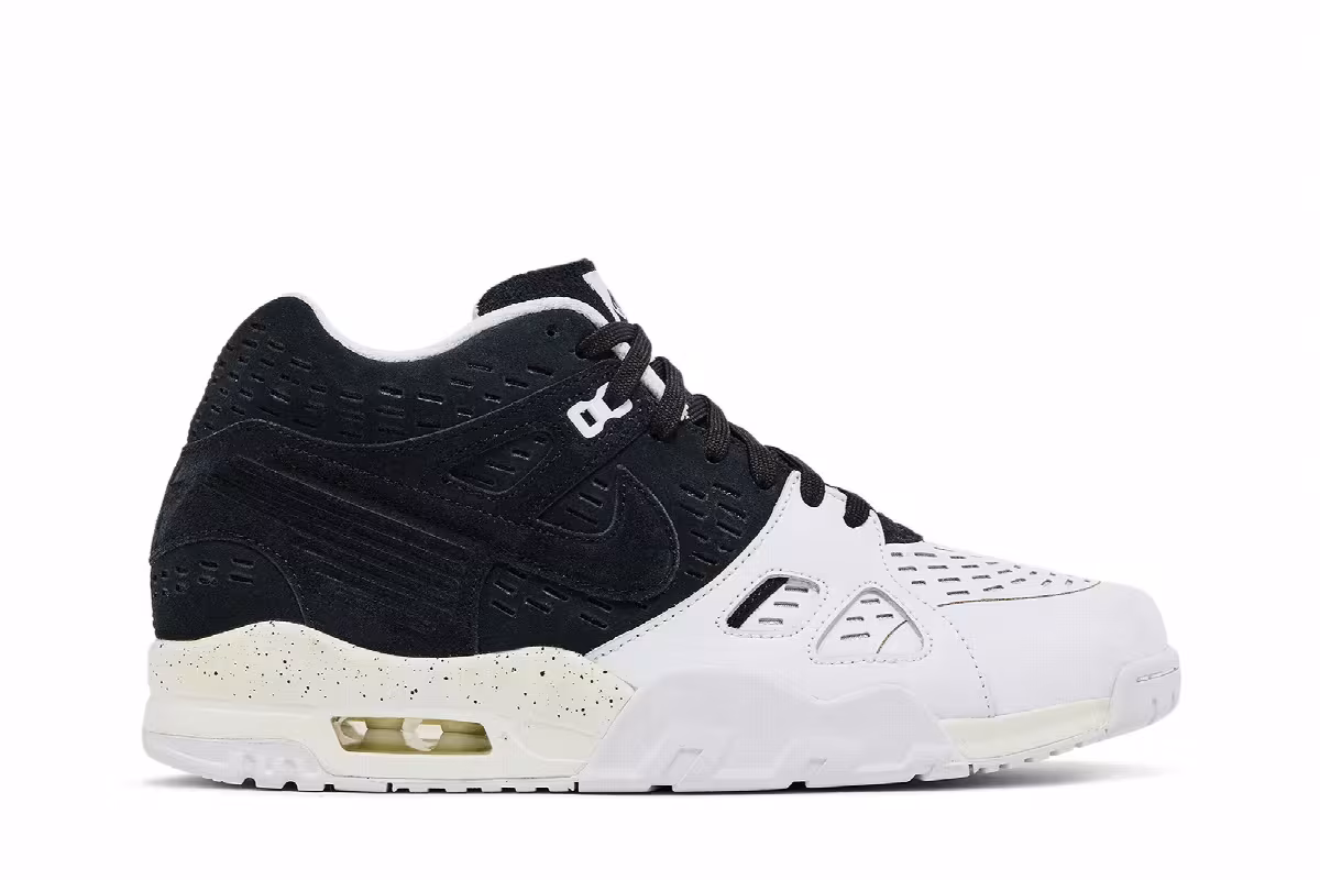Nike Air Trainer 3 LE, view 2