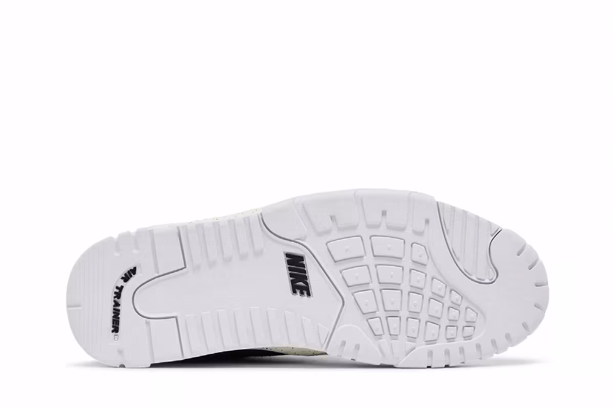 Nike Air Trainer 3 LE, view 5