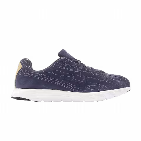 Nike Mayfly Premium