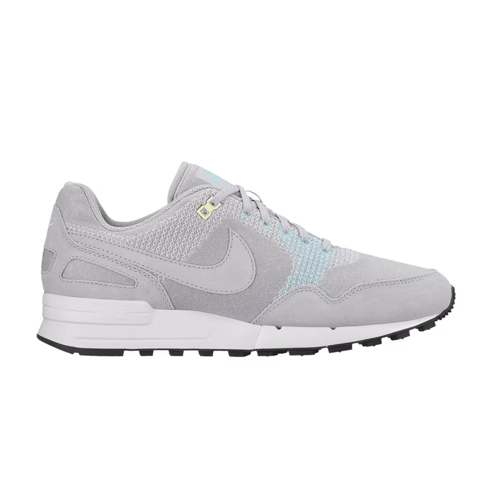 Nike Air Pegasus 89 EMB